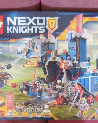 Lego nexo knight 70317 fortrex cavaglieri completo