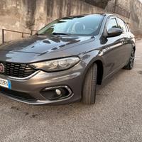 Fiat Tipo 1.6 jtdm2 120 CV Lounge-Euro 6-122000 km