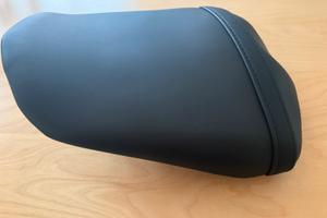 Sellino passeggero Yamaha FAZER 2006-2015 - NUOVO