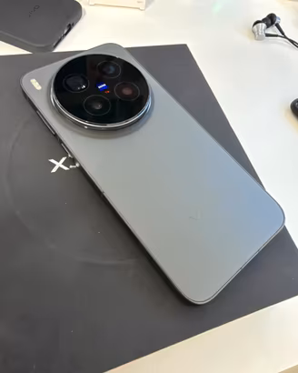 Vivo x300 pro 16 512 gb nuovo 3 cicli batteria
