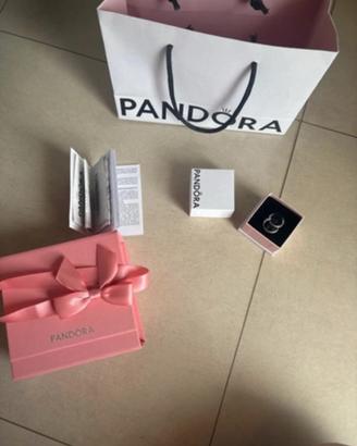 Orecchini pandora