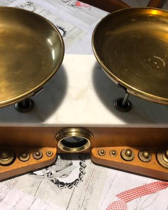 Bilancia piatti in ottone base legno e marmo