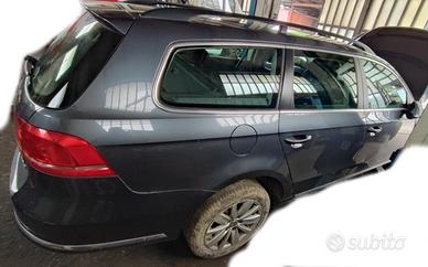 Ricambi Volkswagen Passat Variant 1.4 Tsi del 2011