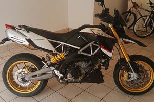 Aprilia Dorsoduro 1200