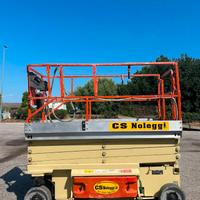 piattaforma a pantografo JLG 2646 ES