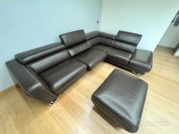 Divano in pelle Nicoletti 304x225x100h