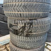 Pneumatici 225/55 r 17 Minerva invernali