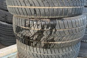 Pneumatici 225/55 r 17 Minerva invernali