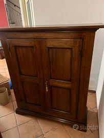 Mobile Stipo antico in legno massiccio