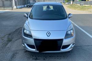 RENAULT Scénic 3ª serie - 2010