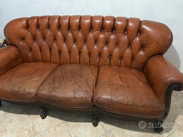 Divano e poltrone stile anni 70-80