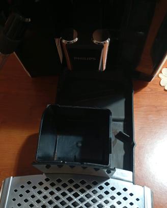 Macchinetta Philips serie 3200 prepara 5  bevande 