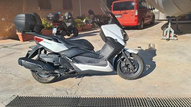 Yamaha X-Max 400 - 2016