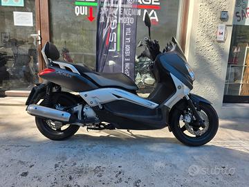Yamaha X-Max 250 Sport
