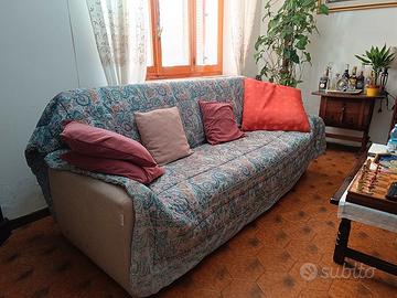 Divano letto in tessuto