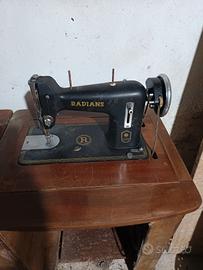 macchina da cucire vintage marca Radian 