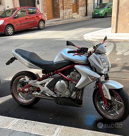 Kawasaki ER-6n anno 2007 depotenziata