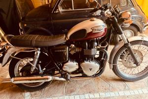 Moto TRIUMPH