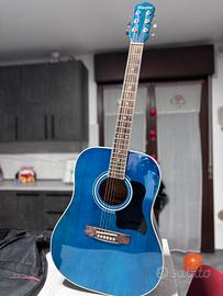 Chitarra acustica.
