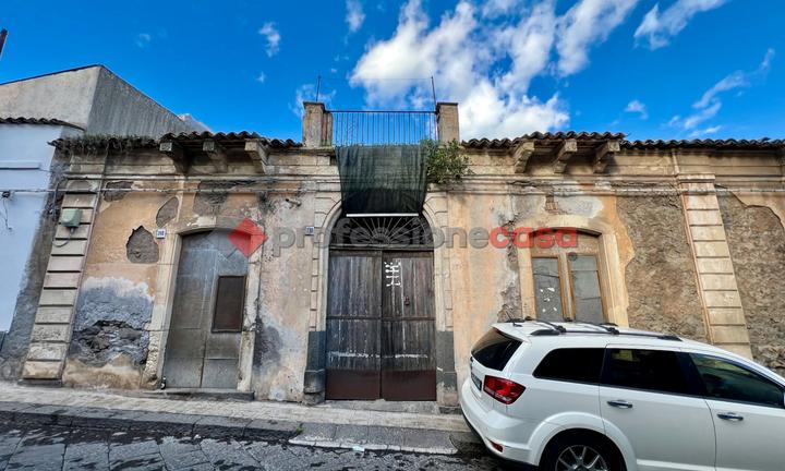 Rudere 6 vani a Misterbianco