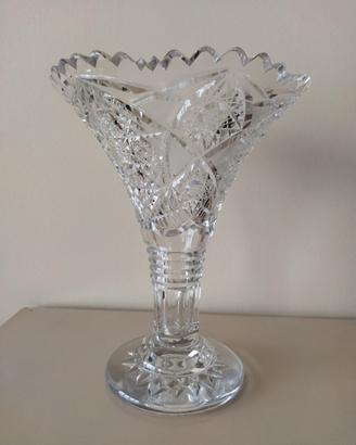 Antico vaso fiori in cristallo di Boemia