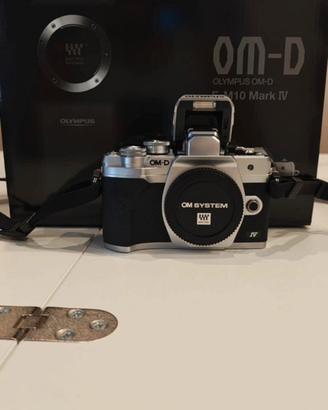 Olympus Om-D Em-10 Mark iv