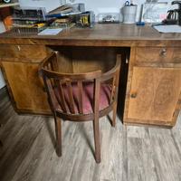 scrivania anni 50 con sedia e comodino 