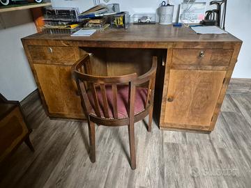scrivania anni 50 con sedia e comodino 