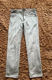 Paio di pantaloni da uomo