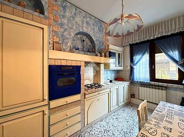 3 LOCALI A DARFO BOARIO TERME