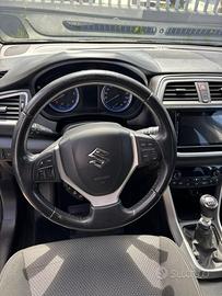 Suzuki s-cross