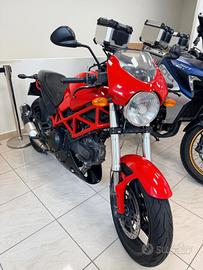 Ducati Monster 695