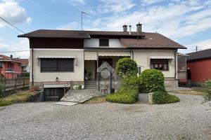 CASA INDIPENDENTE A CAVOUR