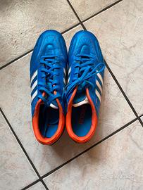 Scarpe da calcio adidas cheap con tacchetti di ferro