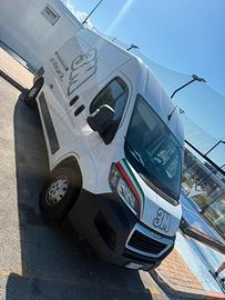 Furgone peugeot boxer