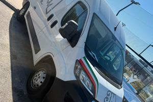 Furgone peugeot boxer
