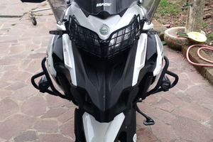 Benelli trk 500x