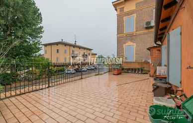 Bilocale con terrazzo