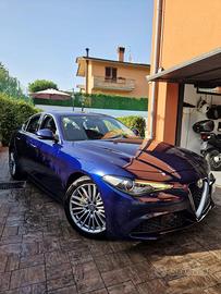Alfa Romeo Giulia 2.2 Business 180 cv AT8 - 2016