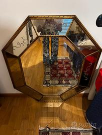 Specchio ottagonale vintage con cornice dorata
