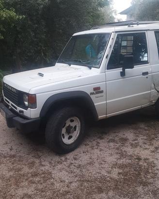 Mistubisci pajero L040