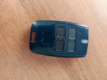 telecomando universale type:B RCB 4 tasti 