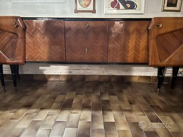Credenza