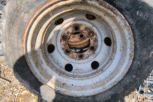 cerchi e gomme Daily  rimorchio  carro 