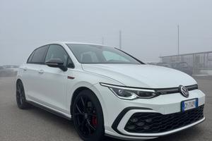 Volkswagen Golf GTI 2.0 TSI DSG