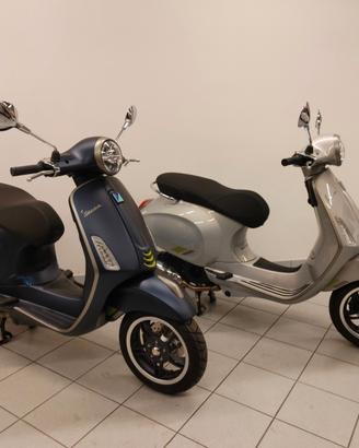 Piaggio Vespa Primavera 125 Tech Sconto + Bauletto