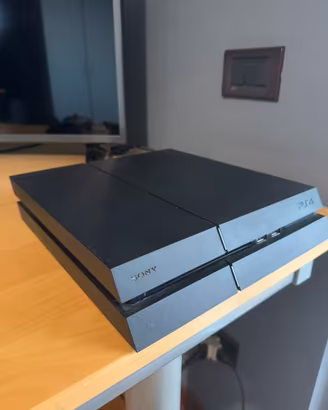 Ps4 usata 1TB