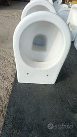 Sanitari bagno wc sospeso