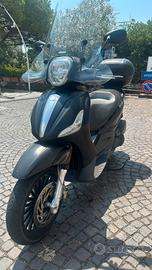 Piaggio Beverly 300 i.e. 2016