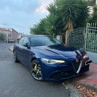 Alfa Romeo Giulia 2.2 Q4 veloce 210cv